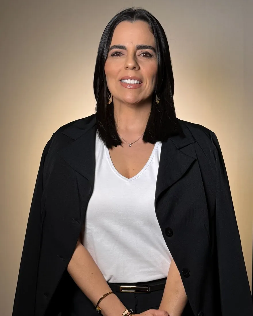Dra. Michele Rosolen, nutricionista em gastroenterologia